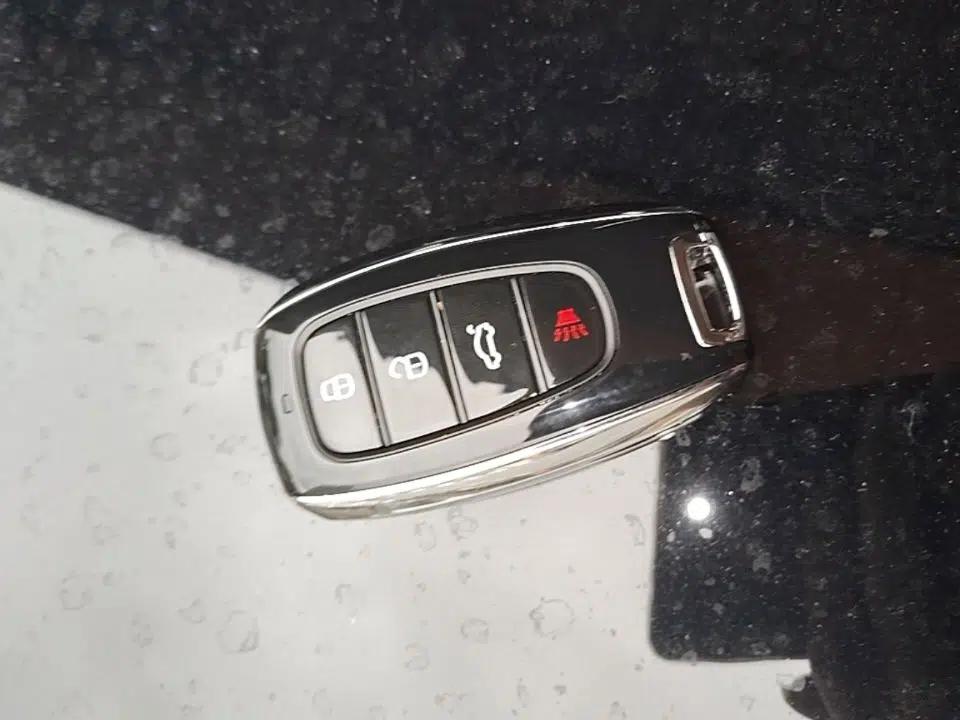 Hima AITO M7 2024 1.5T Intelligent Drive Rear-Drive Ultra Version 5 Seats — миниатюра 22