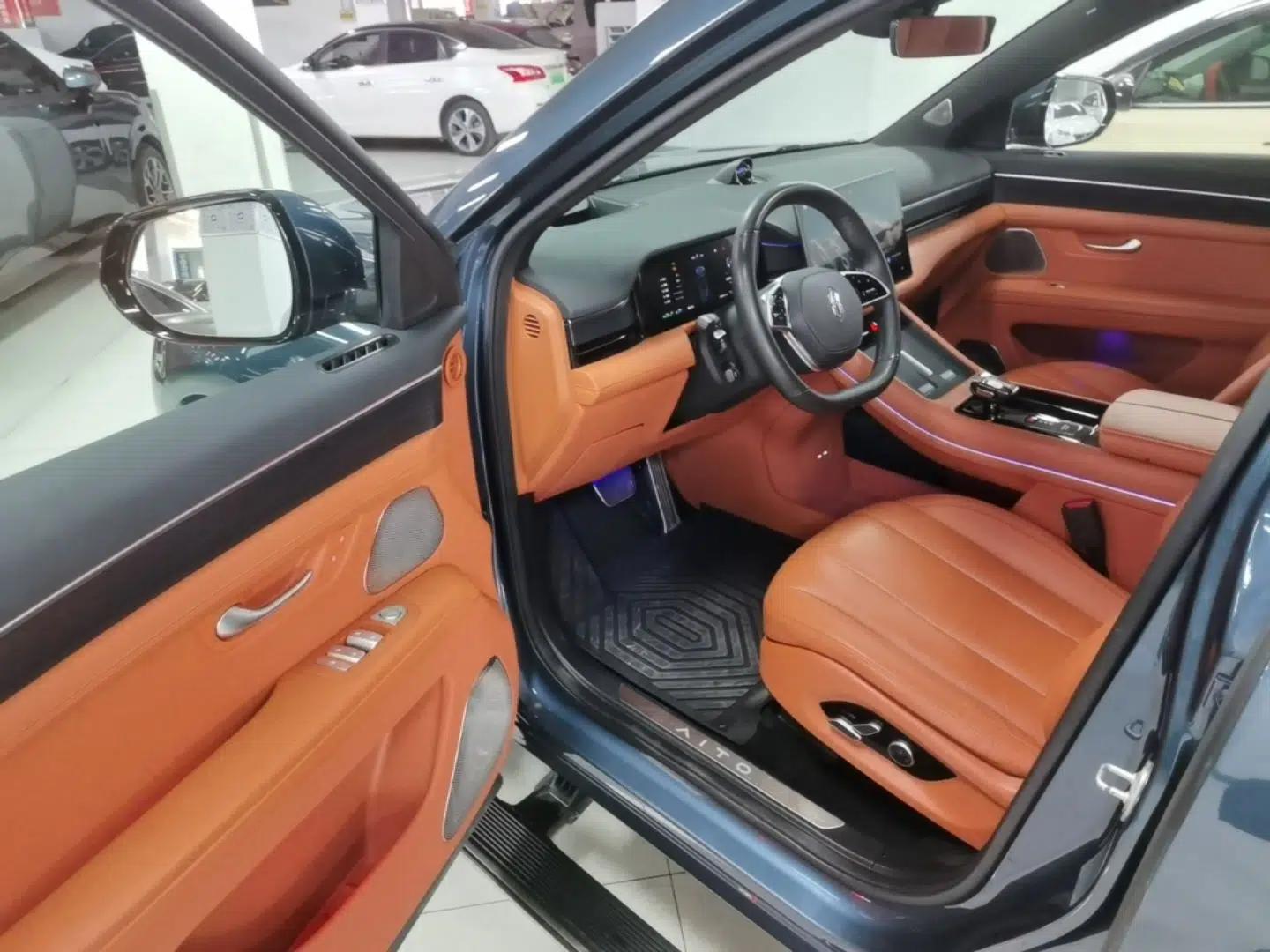 Hima AITO M7 2024 1.5T Intelligent Driving Rear-Drive Ultra Version 6 Seats — миниатюра 18