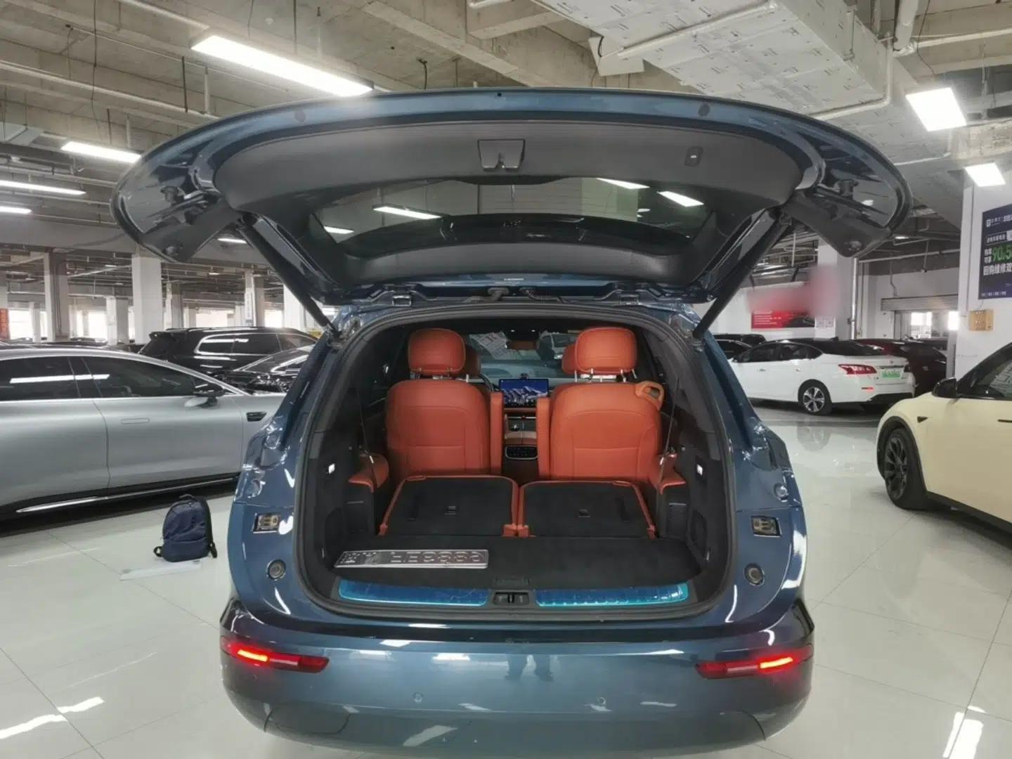 Hima AITO M7 2024 1.5T Intelligent Driving Rear-Drive Ultra Version 6 Seats — миниатюра 21