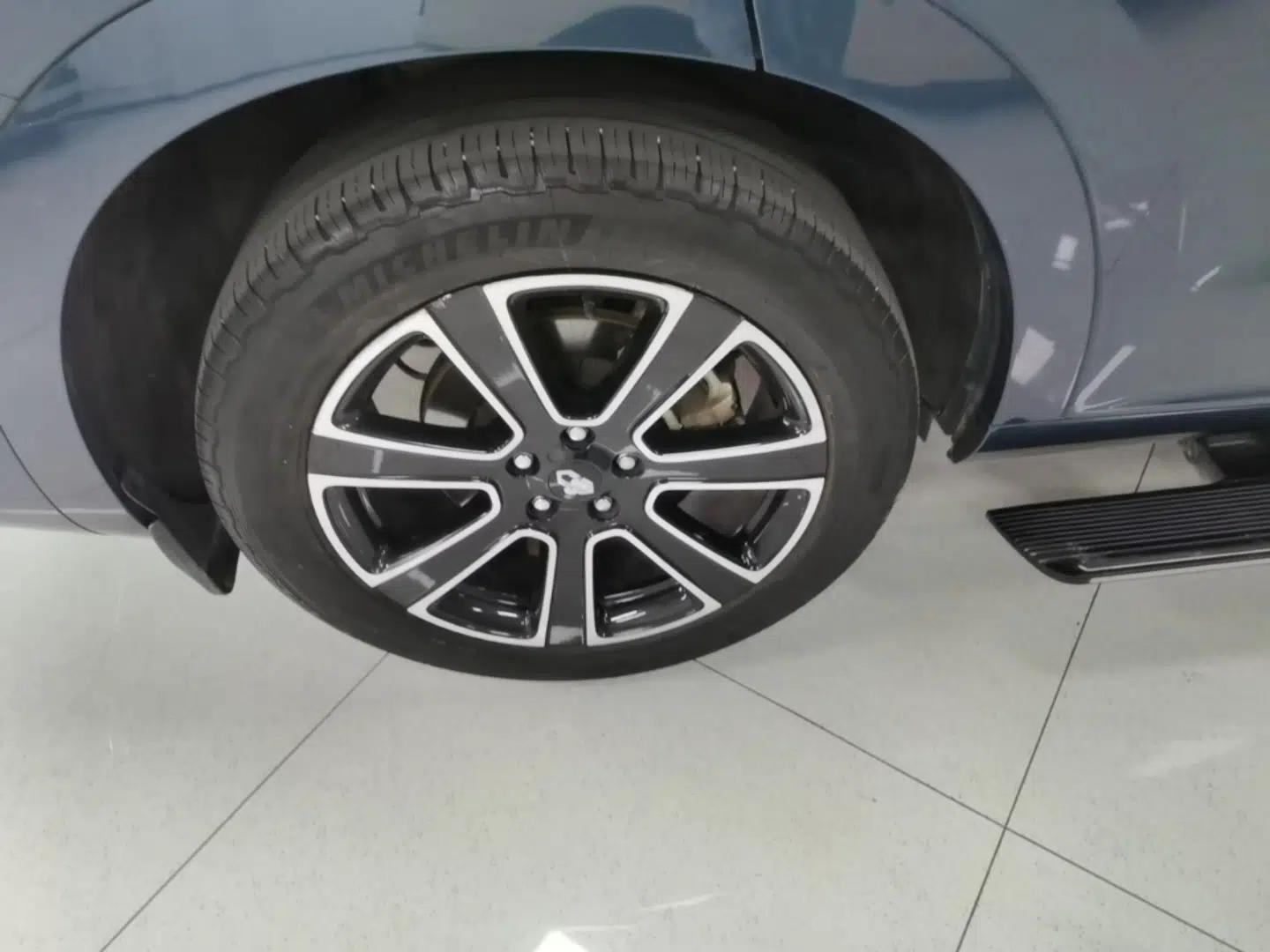 Hima AITO M7 2024 1.5T Intelligent Driving Rear-Drive Ultra Version 6 Seats — миниатюра 10