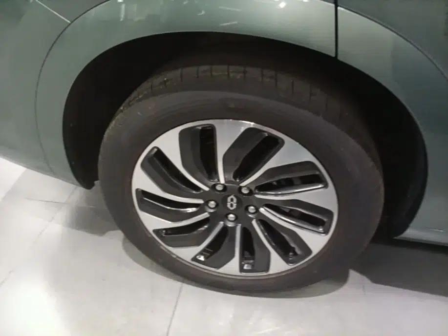 Hima AITO M7 2022 1.5T Rear-Drive Comfort Edition — миниатюра 10