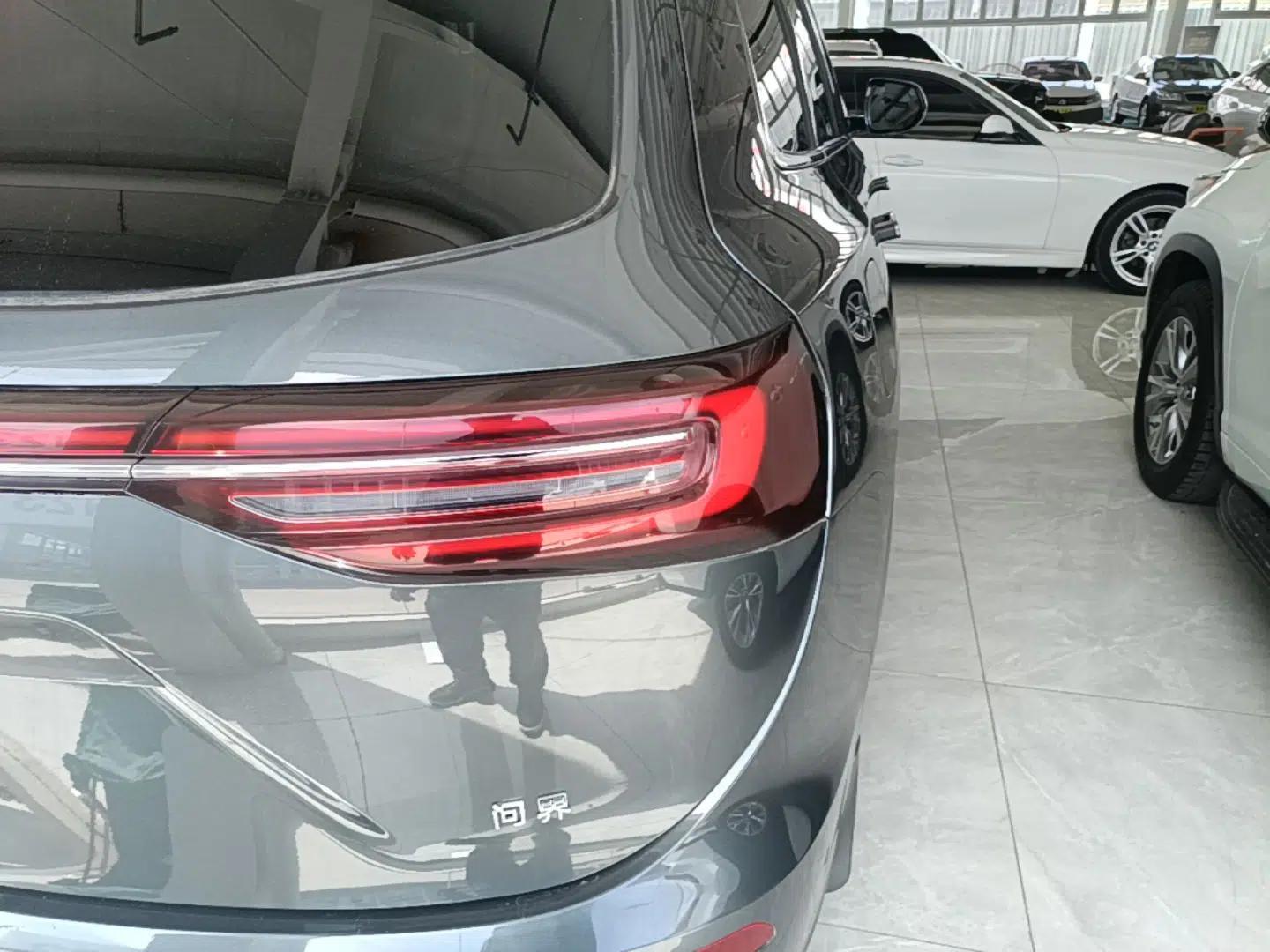 Hima AITO M7 2022 1.5T Rear-Drive Comfort Edition — миниатюра 7