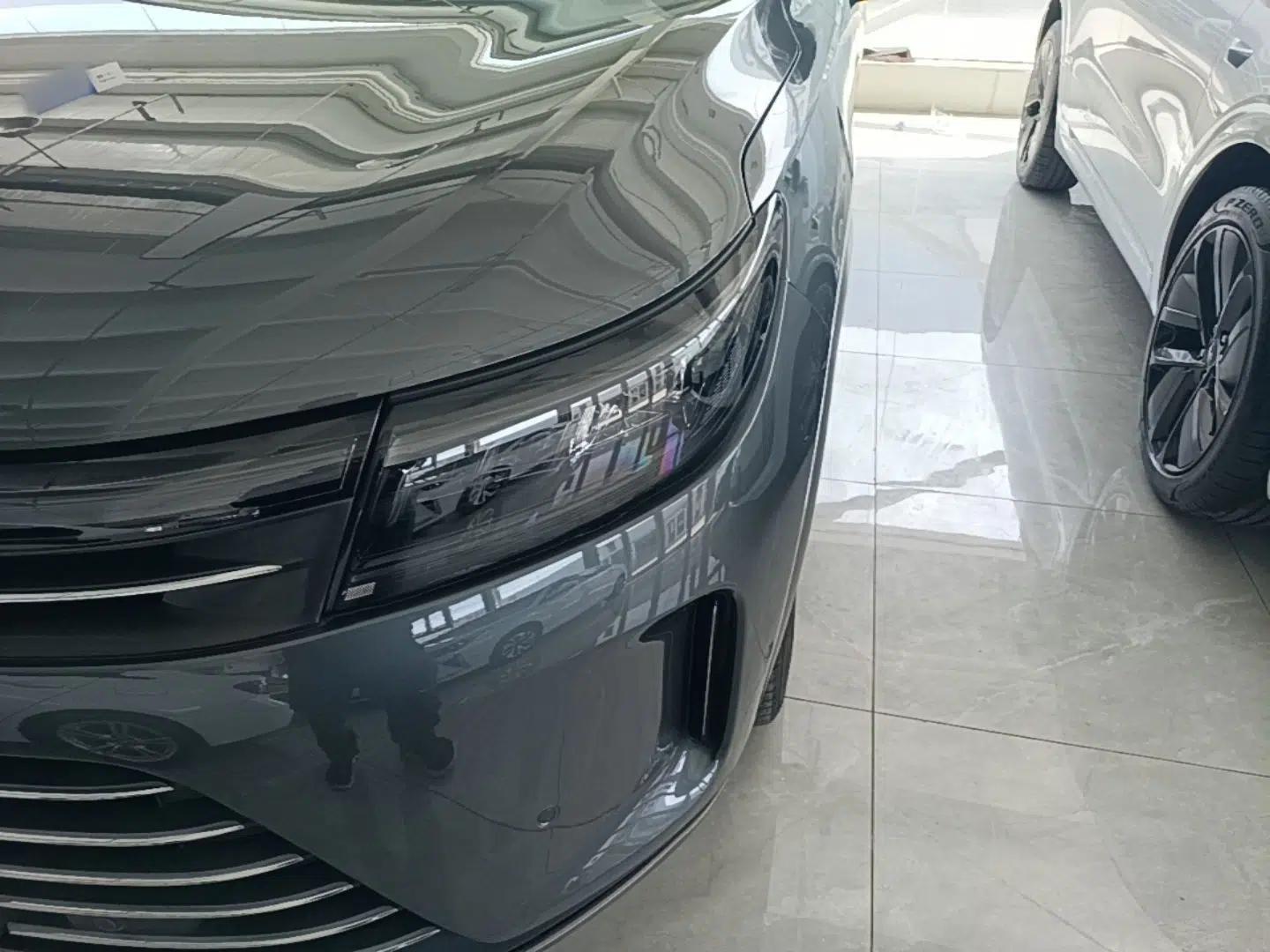 Hima AITO M7 2022 1.5T Rear-Drive Comfort Edition — миниатюра 9