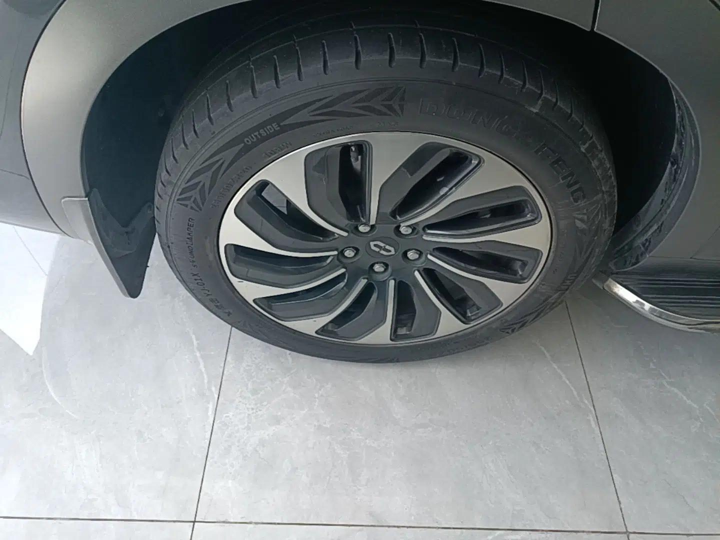 Hima AITO M7 2022 1.5T Rear-Drive Comfort Edition — миниатюра 10