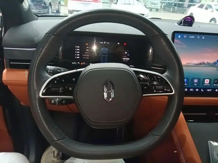 Hima AITO M7 2024 1.5T Intelligent Drive Rear-Drive Ultra Version 5 Seats — миниатюра 13