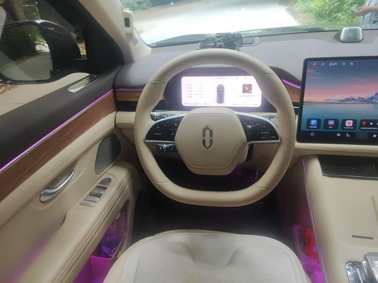 Hima AITO M7 2024 1.5T Intelligent Driving 4WD Max Edition 5 Seats — миниатюра 11