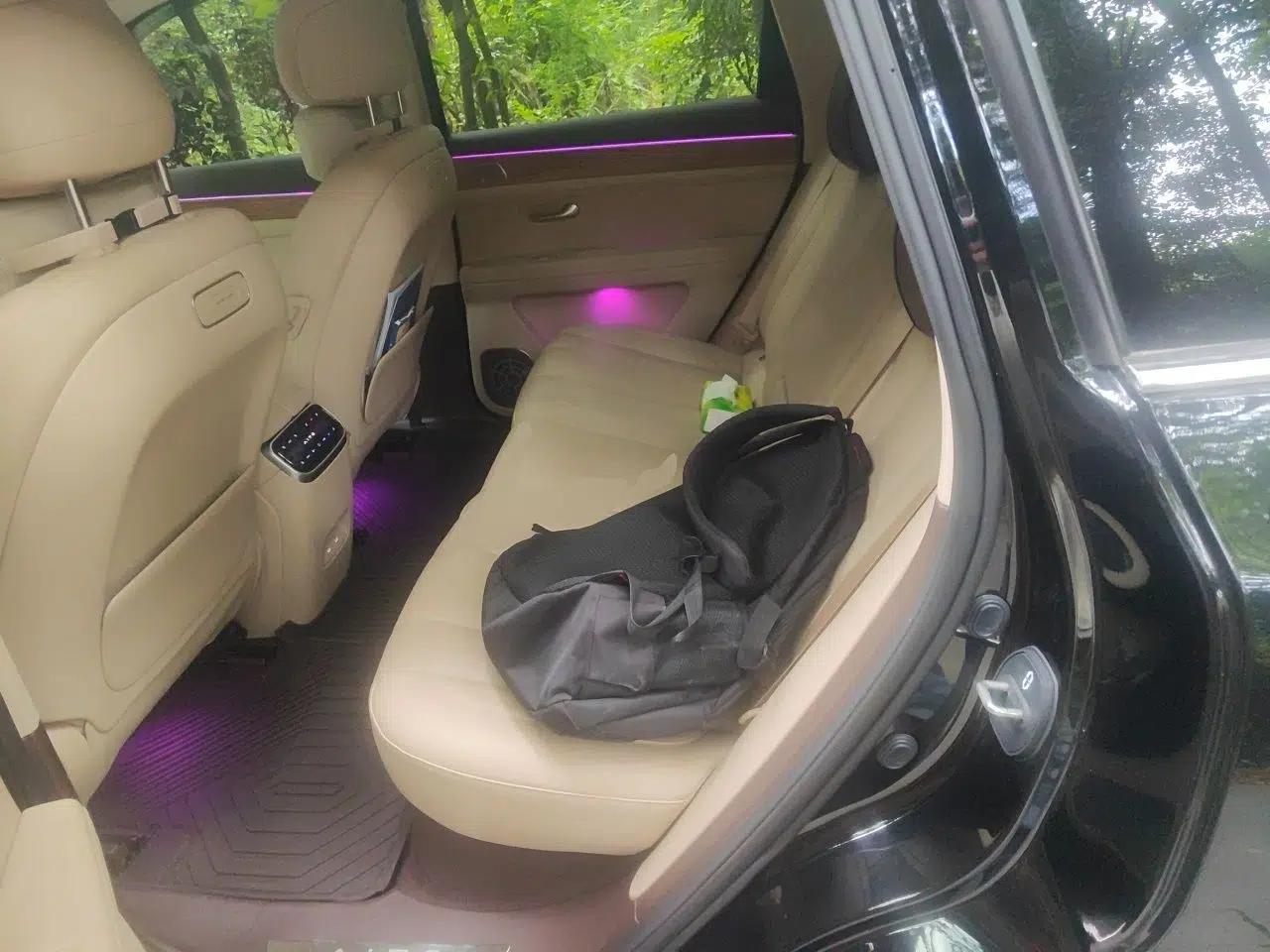 Hima AITO M7 2024 1.5T Intelligent Driving 4WD Max Edition 5 Seats — миниатюра 18