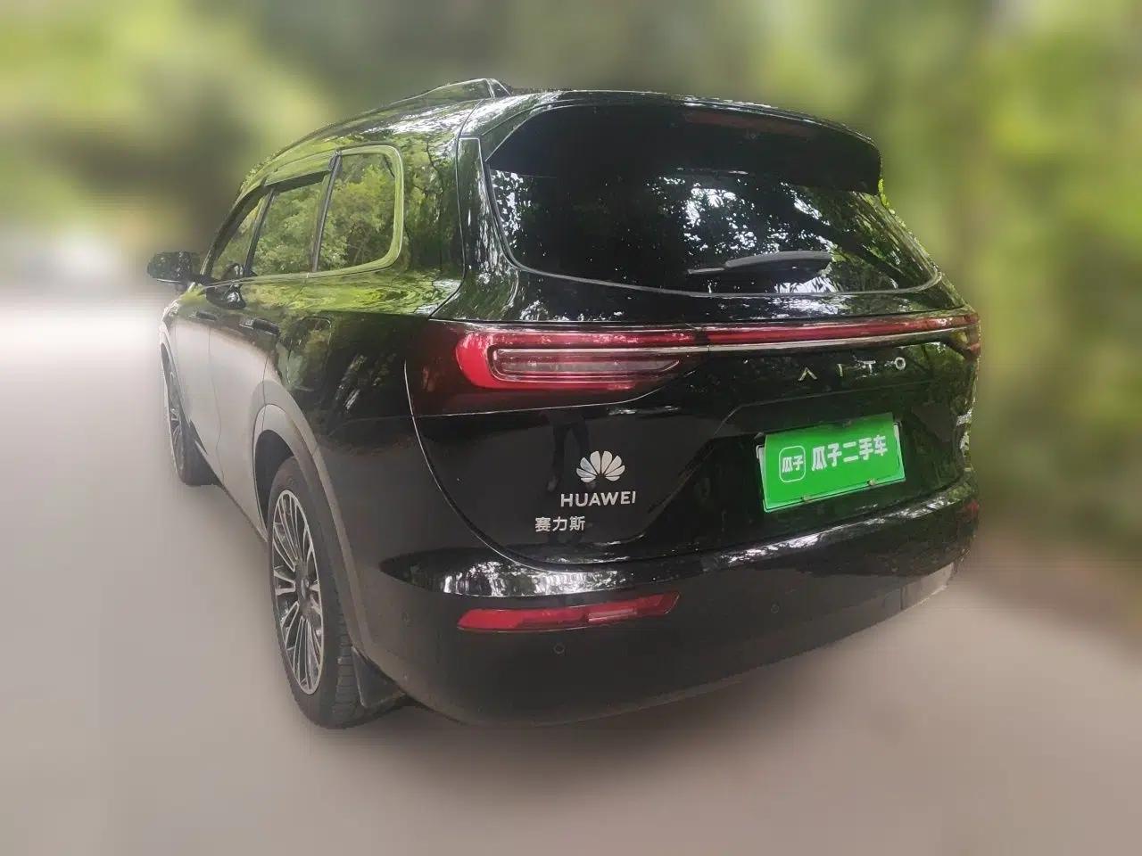 Hima AITO M7 2024 1.5T Intelligent Driving 4WD Max Edition 5 Seats — миниатюра 4