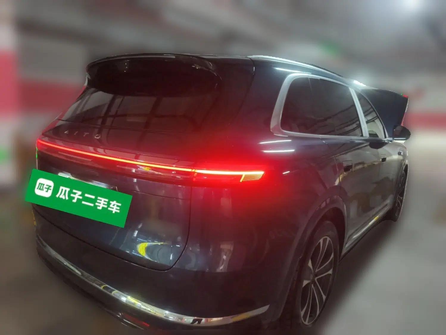 Hima AITO M7 2026 Model Pure Electric Max Long Range 6-Seater Version — миниатюра 6