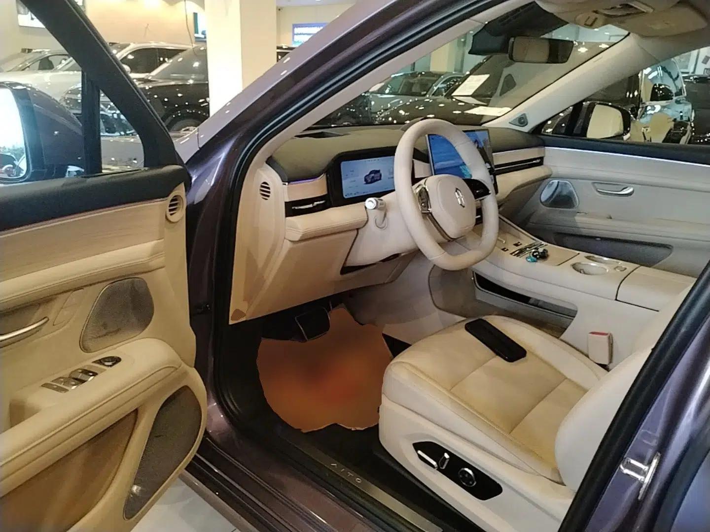Hima AITO M5 2025 Extended-Range Ultra All-Wheel-Drive Version — миниатюра 18