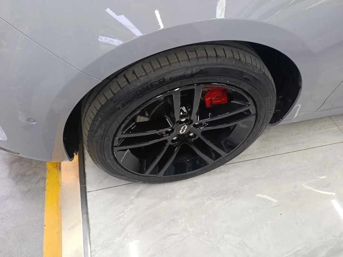 Hima AITO M5 2024 Extended-Range Max RS Four-Wheel Drive Advanced Intelligent Driving Version — миниатюра 8