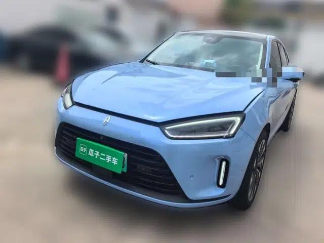 Hima AITO M5 2022 Extended-Range Four-Wheel Drive Performance Version