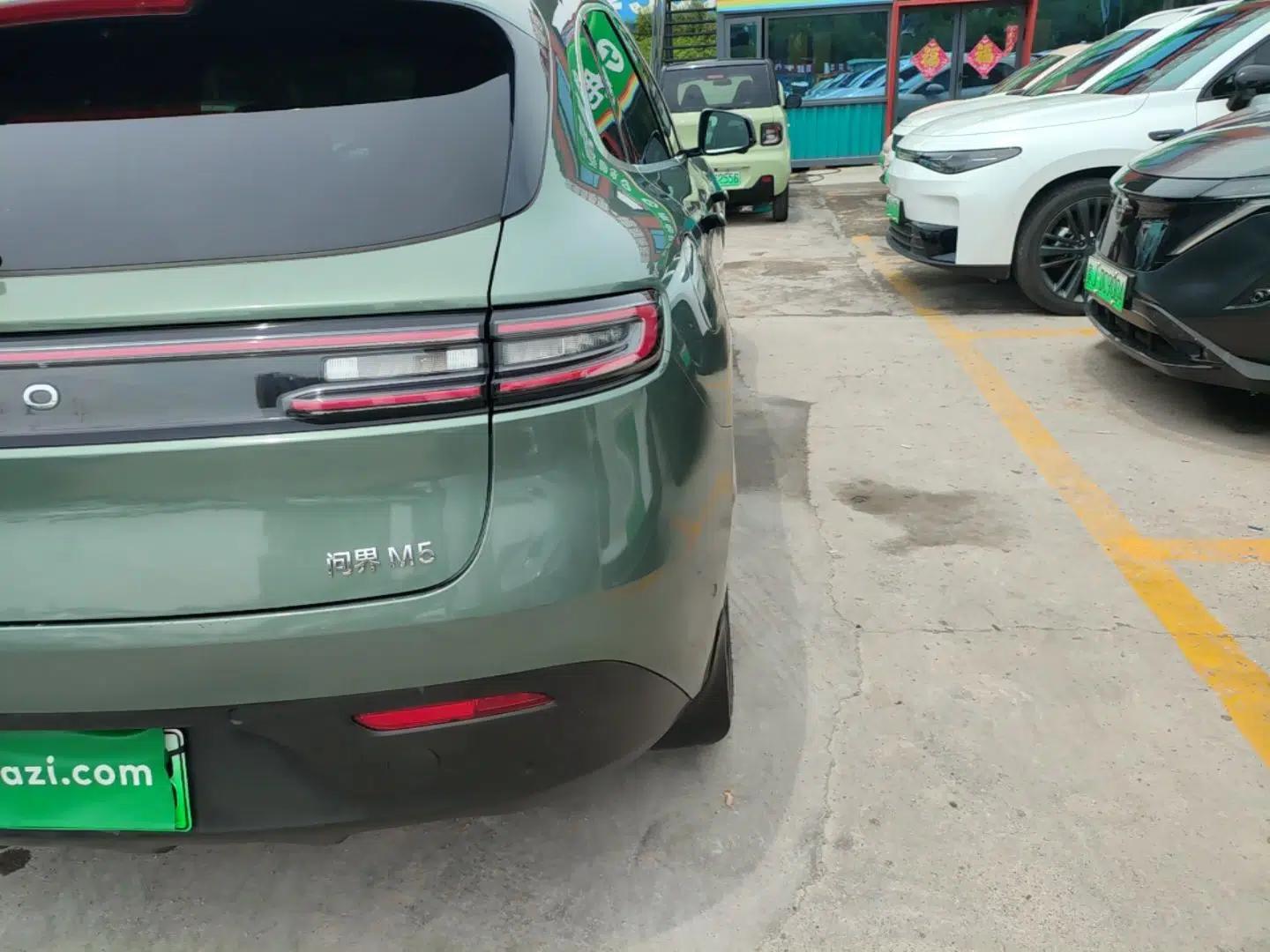 Hima AITO M5 2022 Extended-Range Four-Wheel Drive Flagship Edition — миниатюра 8