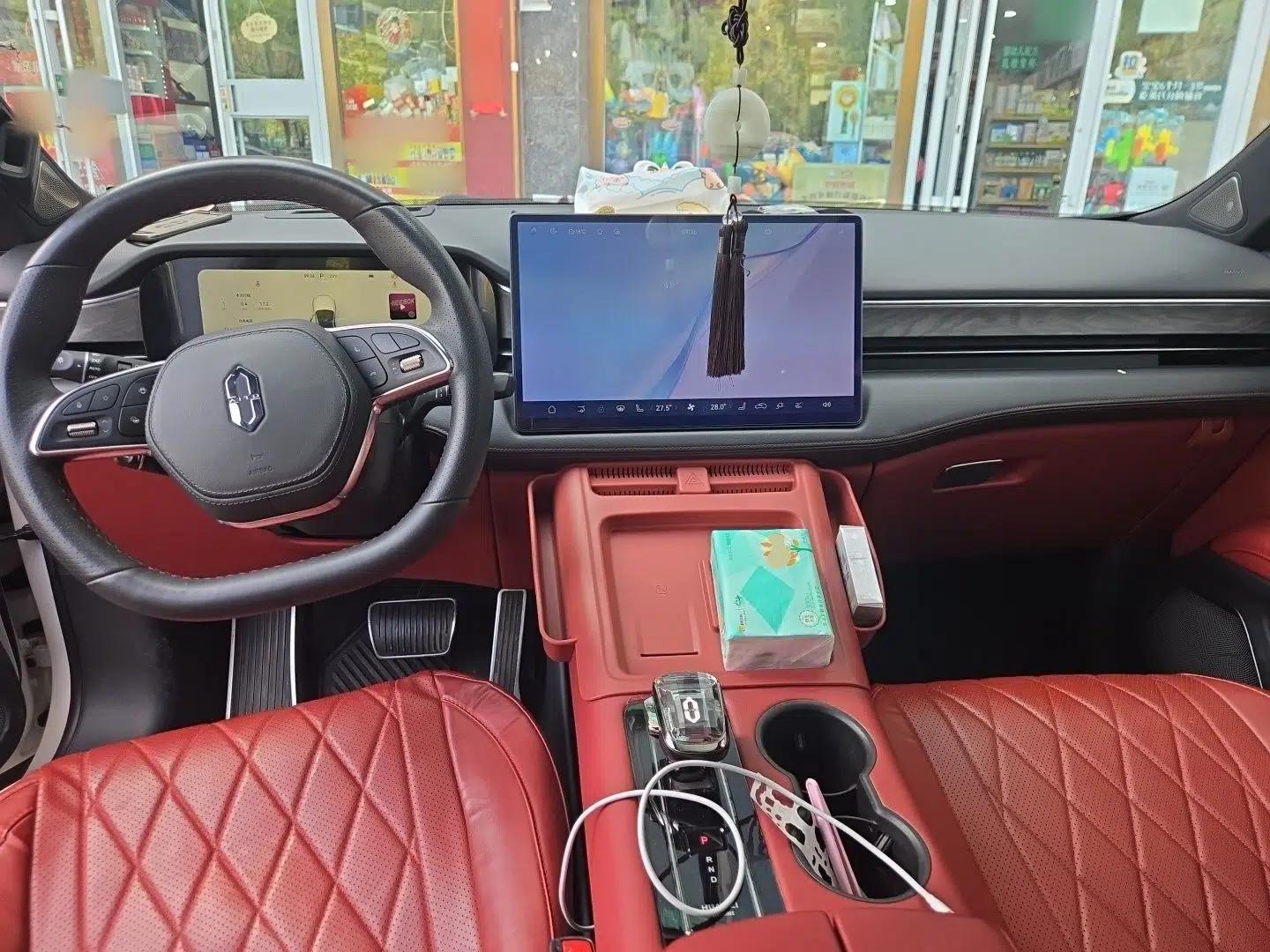 Hima AITO M5 2023 Pure Electric All-Wheel Drive Intelligent Driving Version — миниатюра 6