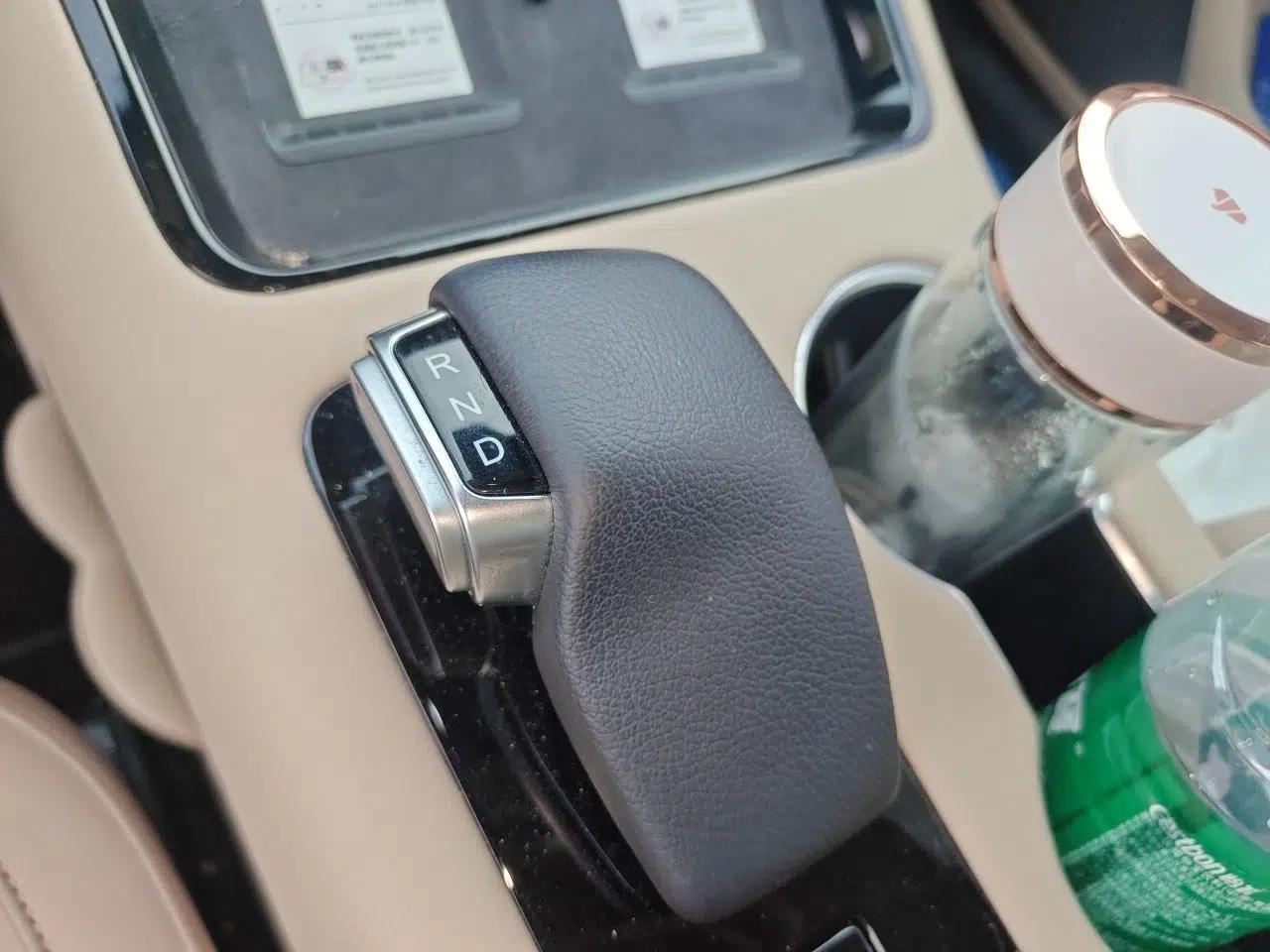 Hima AITO M5 2022 Pure Electric Rear-Drive Standard Edition — миниатюра 15