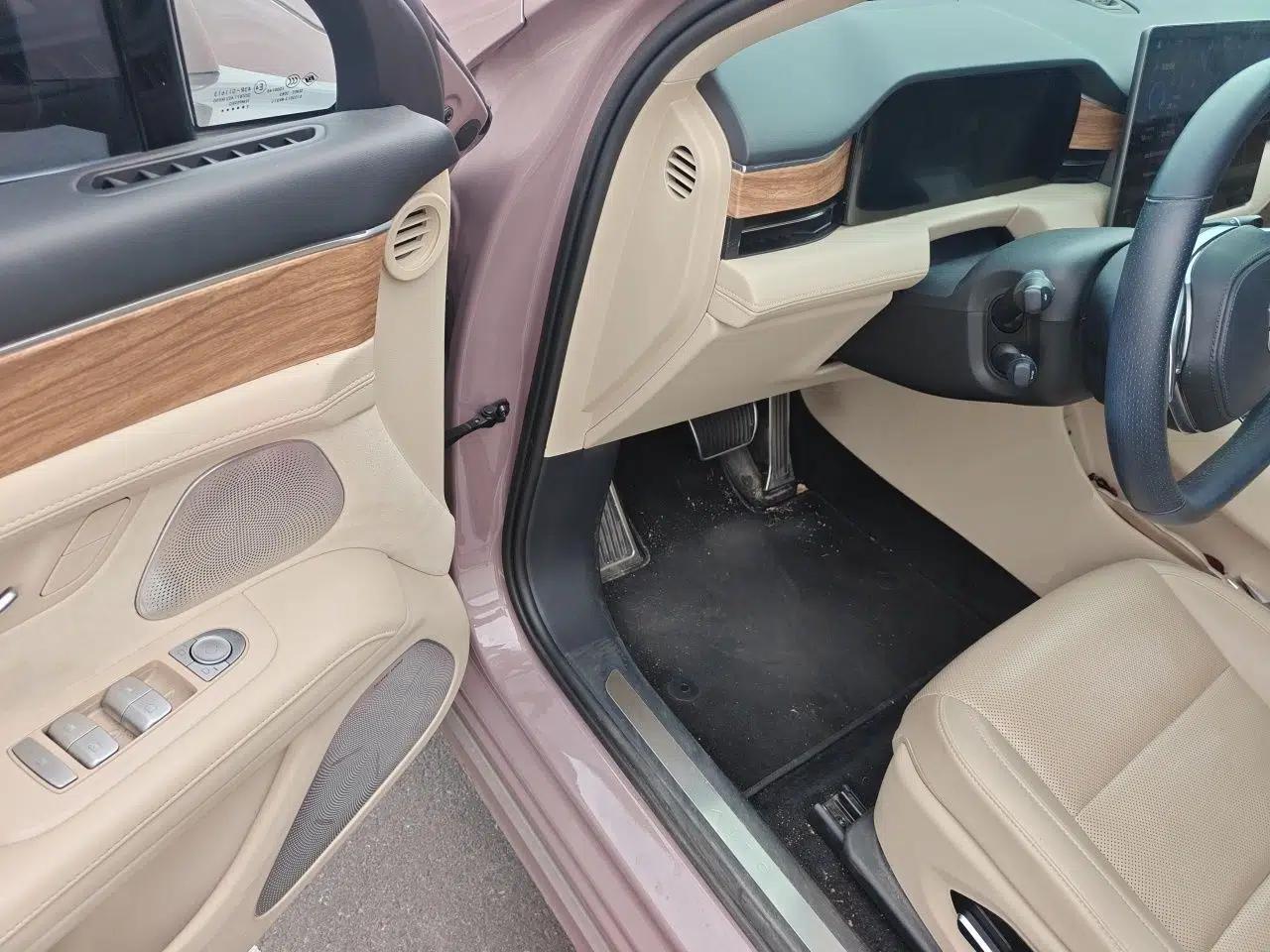Hima AITO M5 2022 Pure Electric Rear-Drive Standard Edition — миниатюра 17
