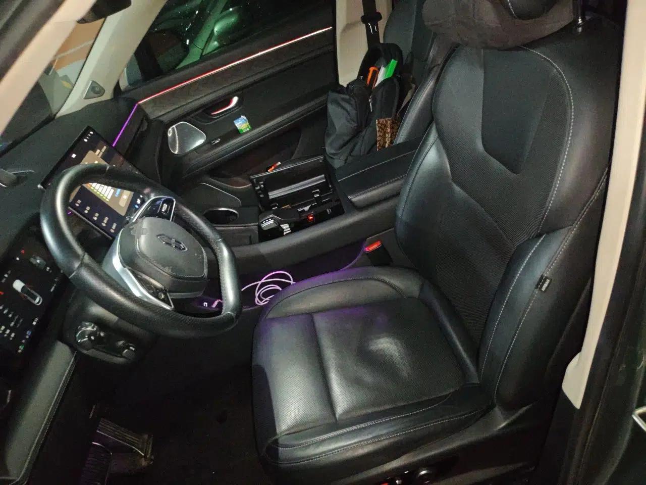 Hima AITO M5 2022 Extended-Range Four-Wheel Drive Ultimate Edition — миниатюра 16