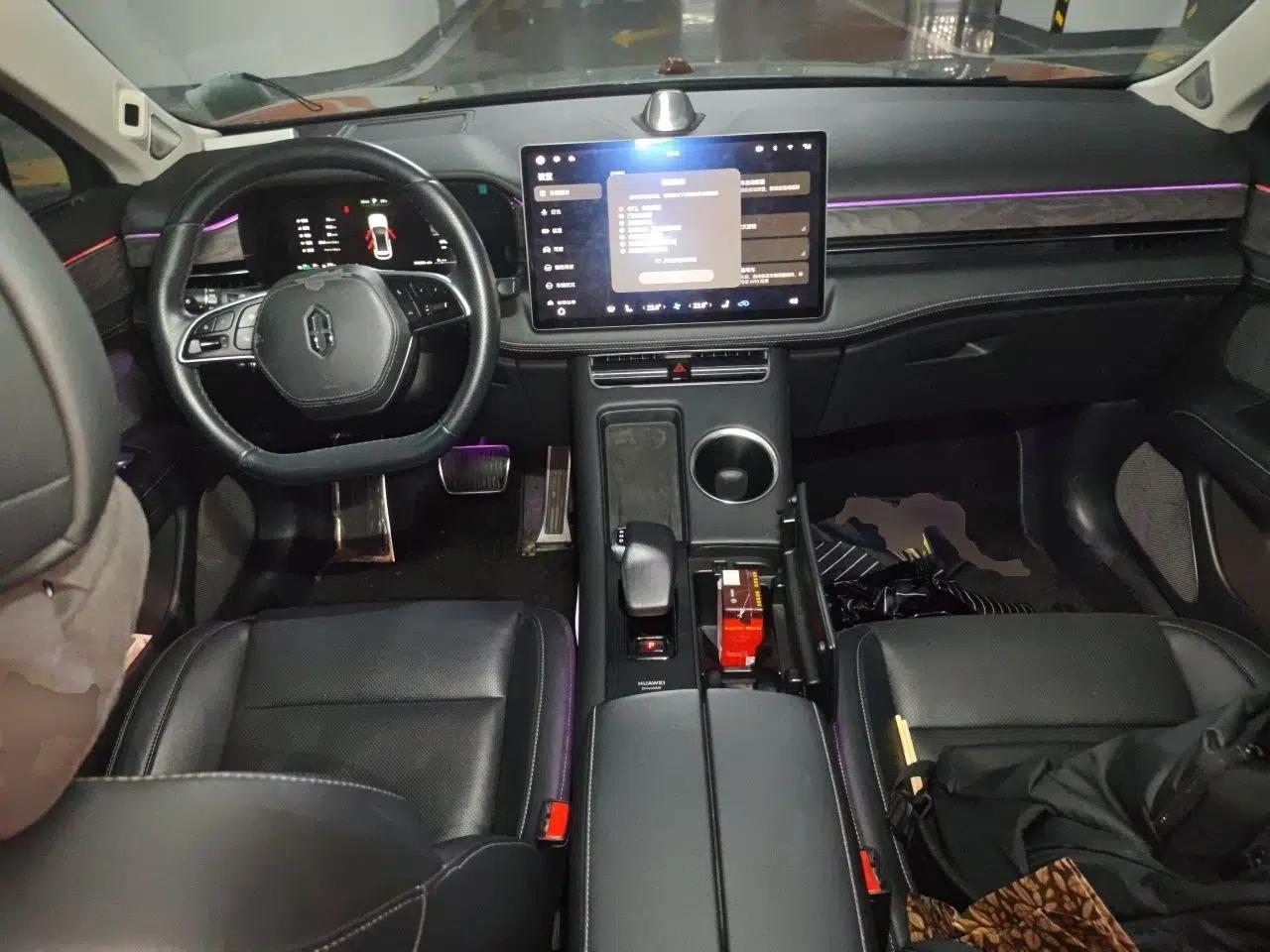 Hima AITO M5 2022 Extended-Range Four-Wheel Drive Ultimate Edition — миниатюра 10