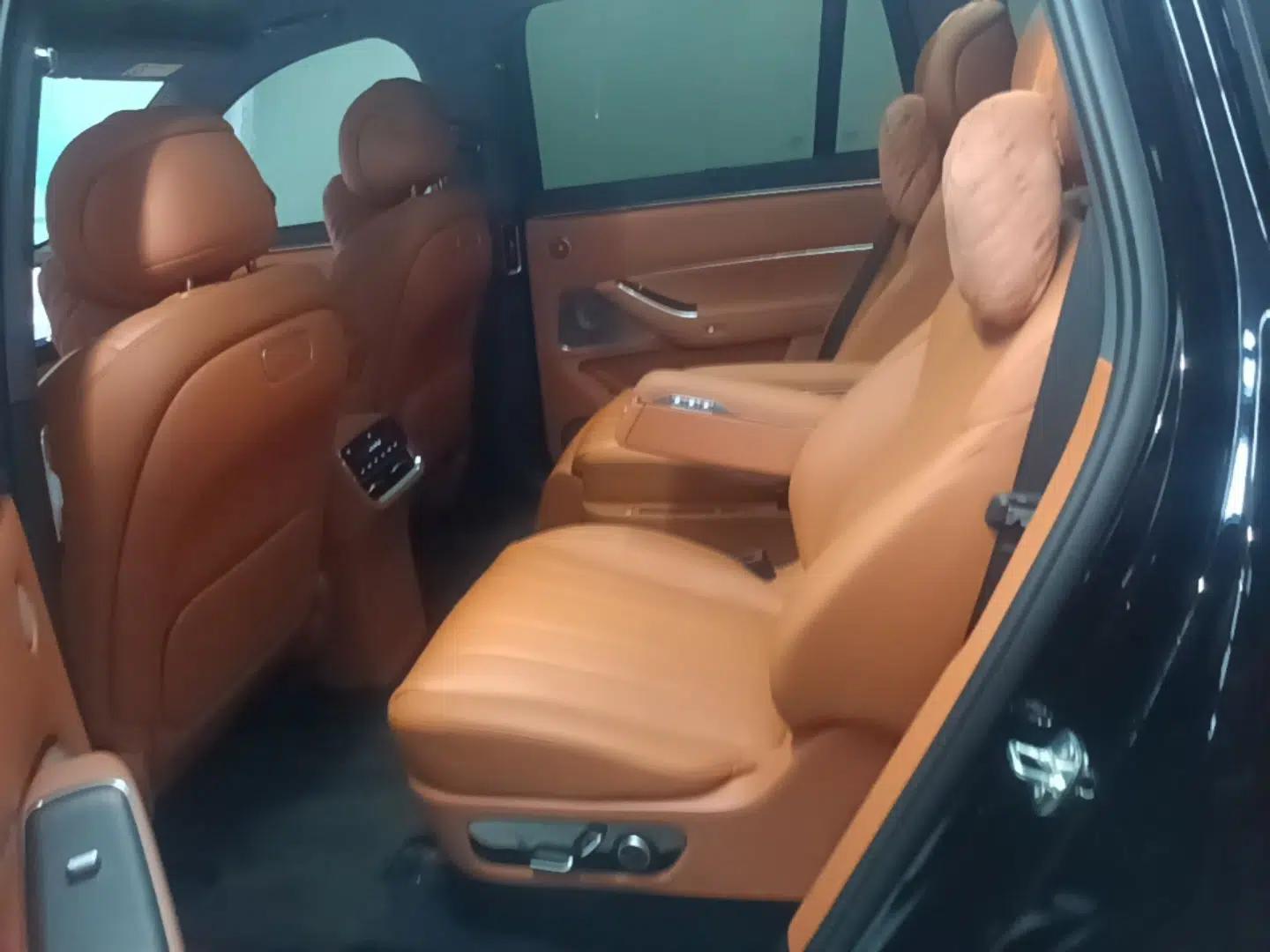 Hima AITO M8 2025 Model, Pure Electric Max+ Six-Seat Long-Range Version — миниатюра 20