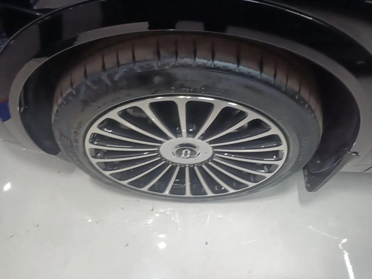Hima AITO M8 2025 Model, Pure Electric Max+ Six-Seat Long-Range Version — миниатюра 8