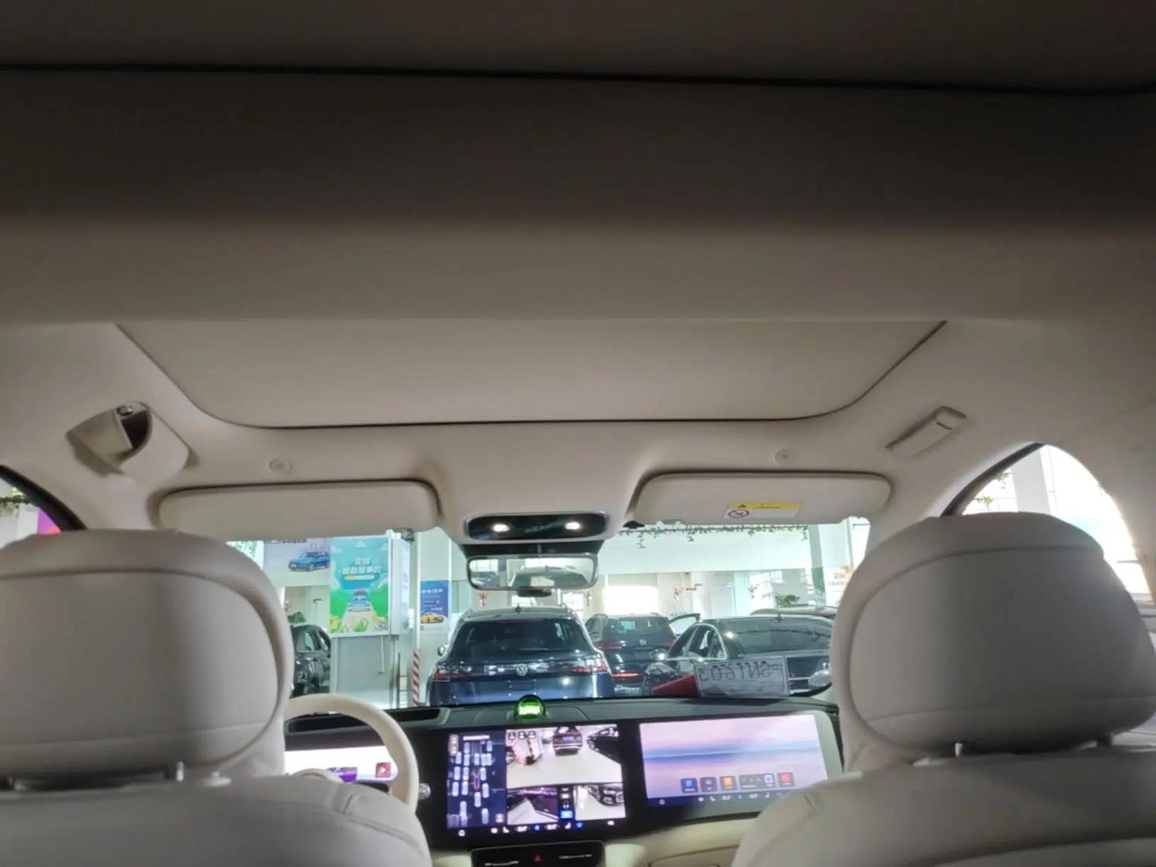Hima AITO M8 2025 Extended-Range Max+ Version 53.4 kWh 5-Seater Edition — миниатюра 21