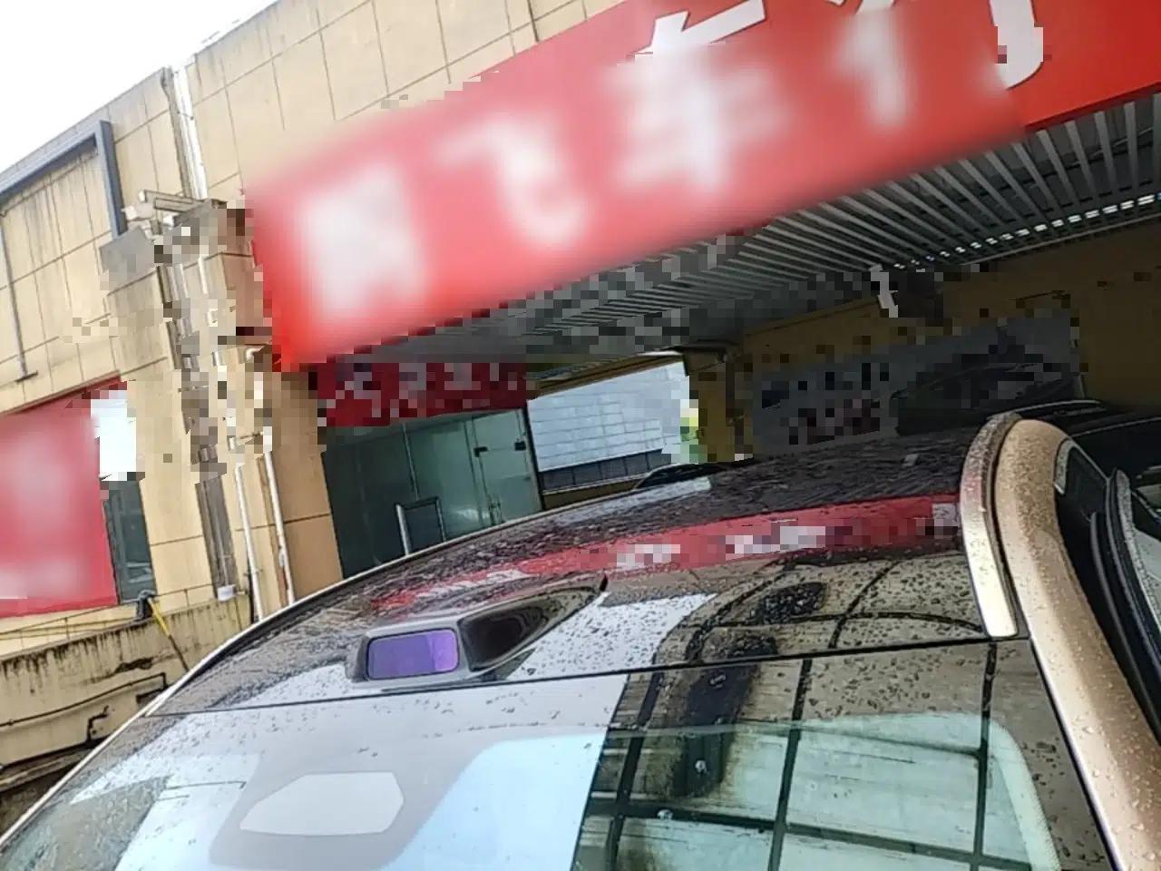 Hima AITO M8 2025 Extended-Range Max+ Version 53.4 kWh 5-Seater Edition — миниатюра 11