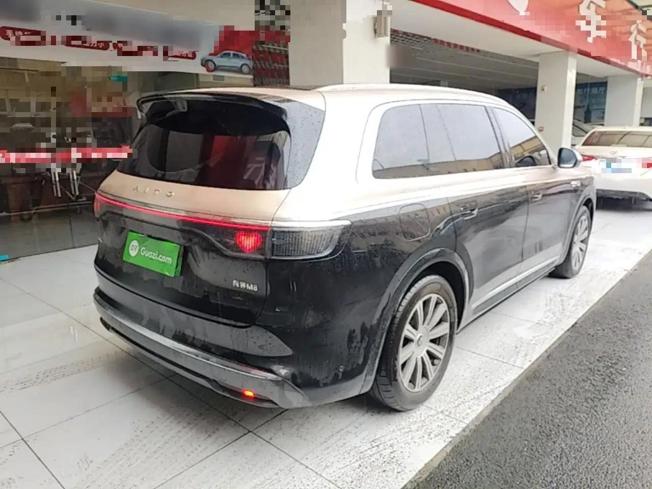Hima AITO M8 2025 Extended-Range Max+ Version 53.4 kWh 5-Seater Edition — миниатюра 6