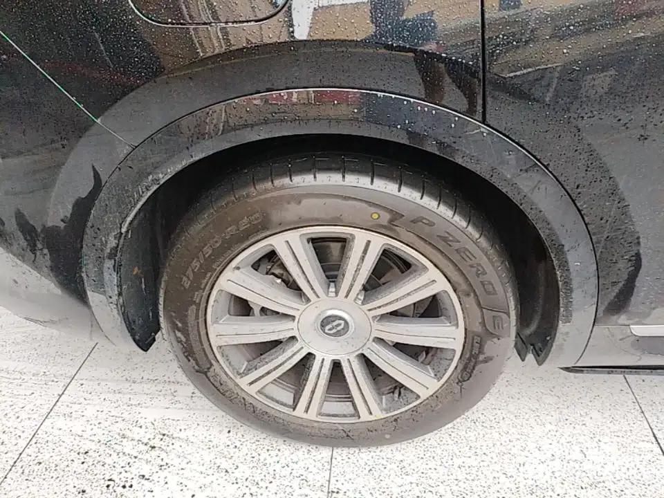 Hima AITO M8 2025 Extended-Range Max+ Version 53.4 kWh 5-Seater Edition — миниатюра 10