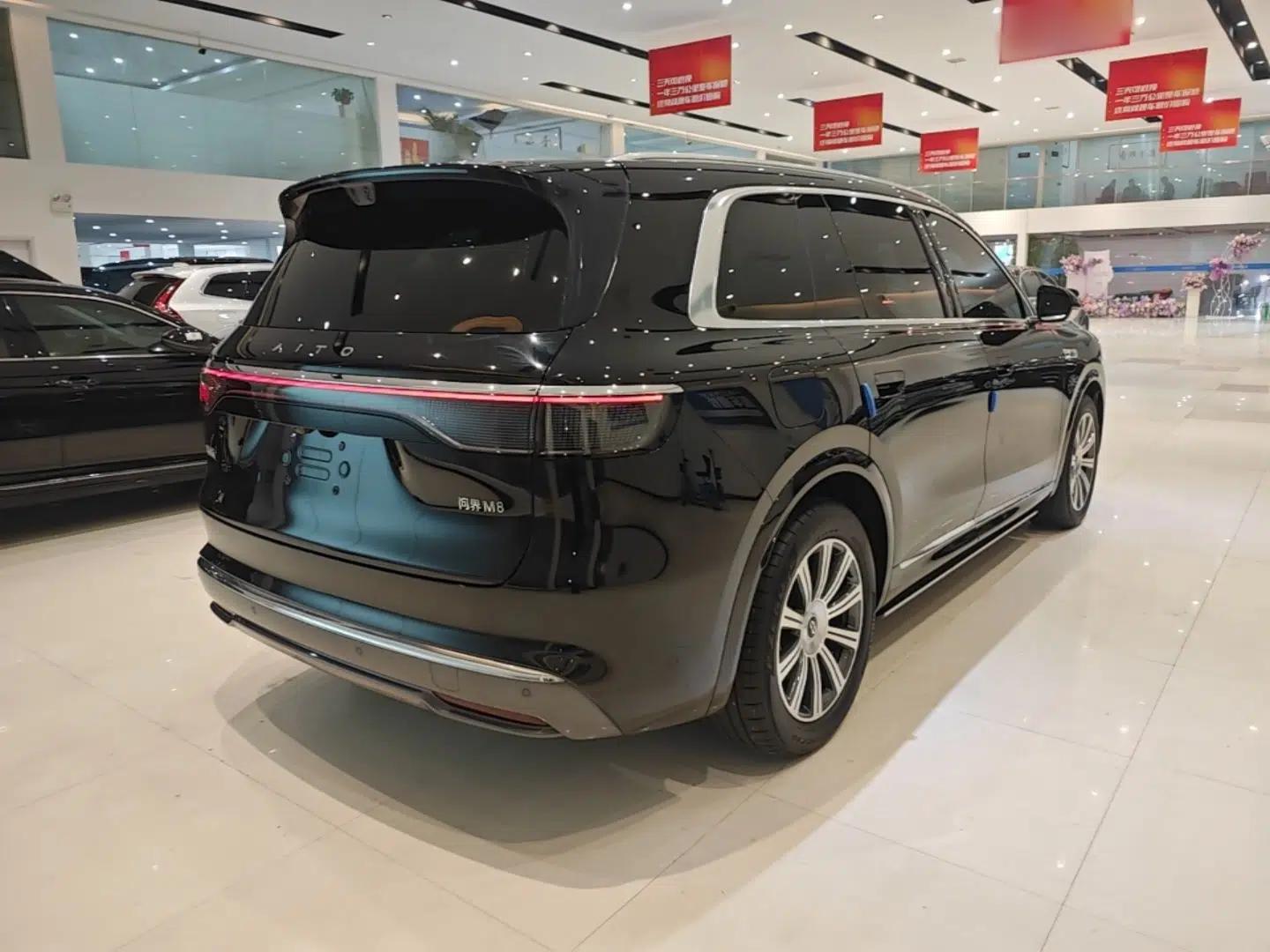 Hima AITO M8 2025 Extended-Range Max+ Version 53.4 kWh 6-Seater Edition — миниатюра 6