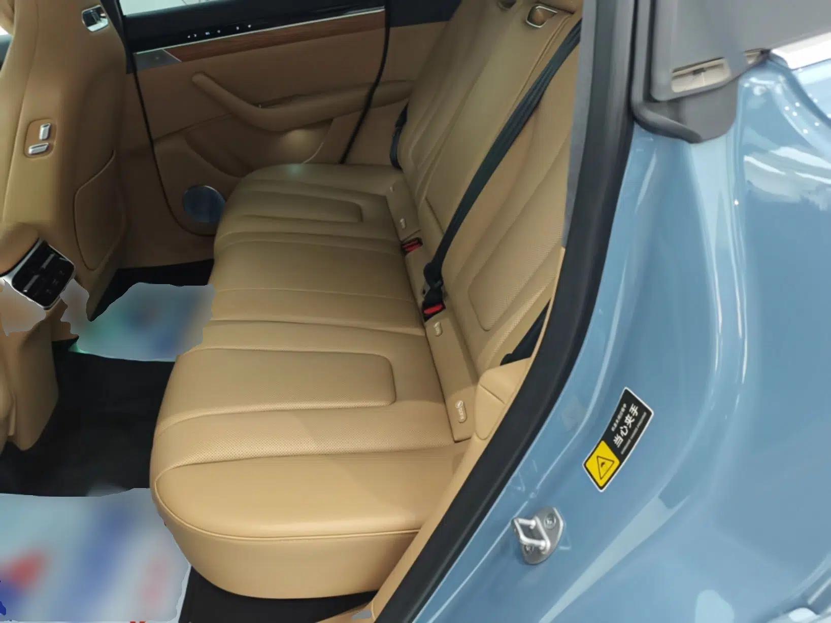 Hima Luxeed R7 2024 All-Electric 667 km Max — миниатюра 20