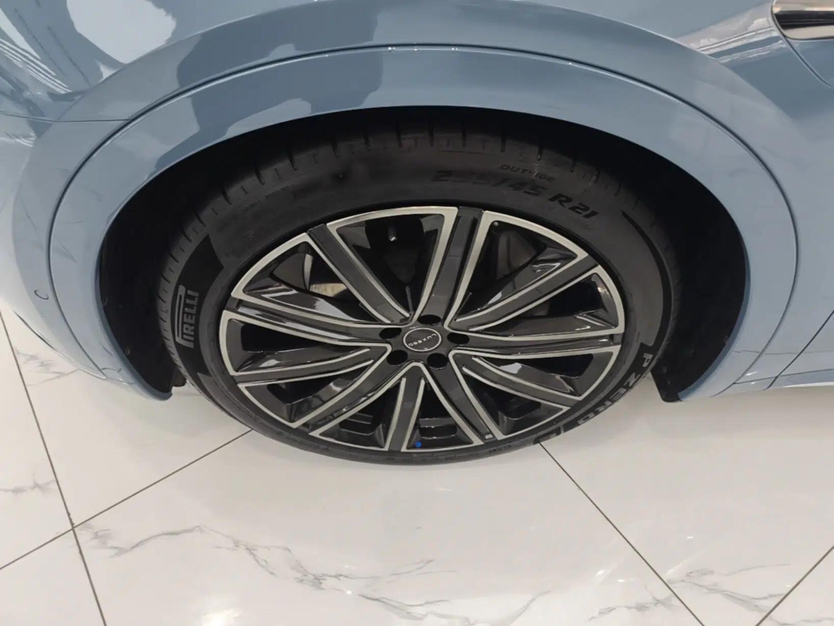Hima Luxeed R7 2024 All-Electric 667 km Max — миниатюра 8