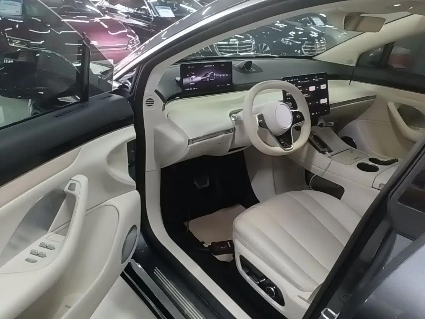 Hima Luxeed R7 2024 All-Electric 667 km Max — миниатюра 19