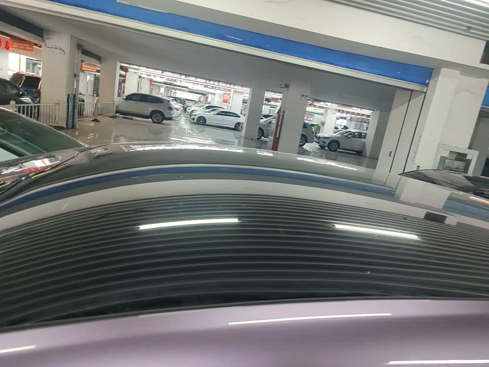 Hima Luxeed R7 2024 Pure Electric 667km Pro — миниатюра 11