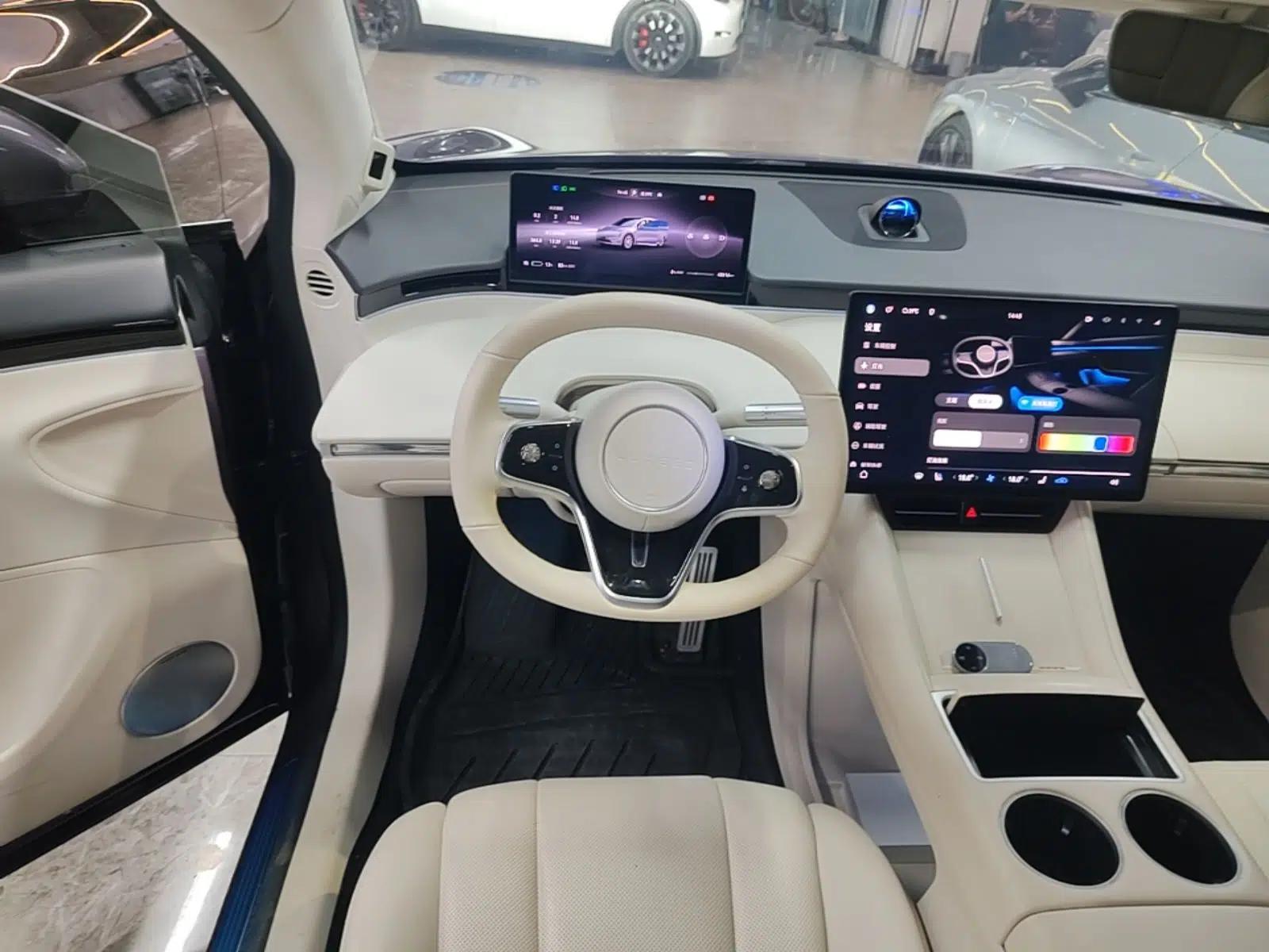 Hima Luxeed R7 2024 Pure Electric 667km Pro — миниатюра 14
