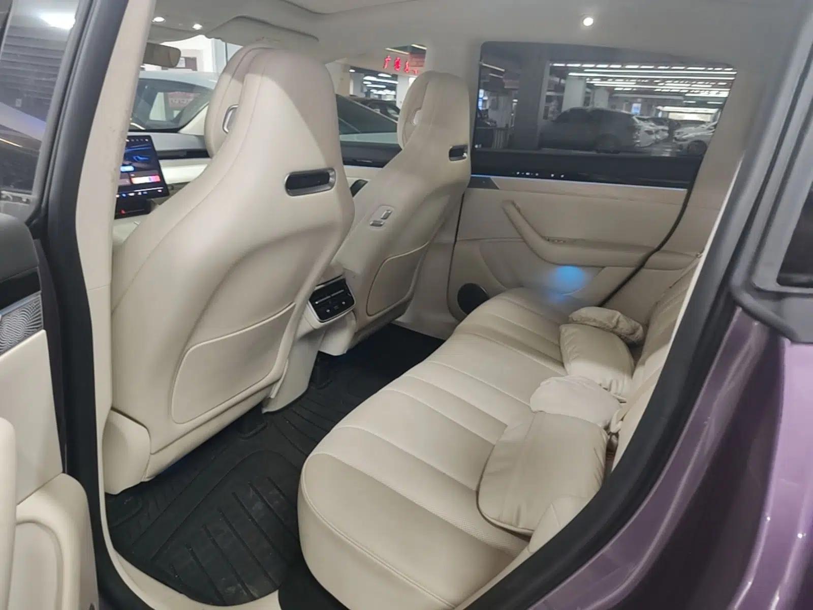 Hima Luxeed R7 2024 Pure Electric 667km Pro — миниатюра 20