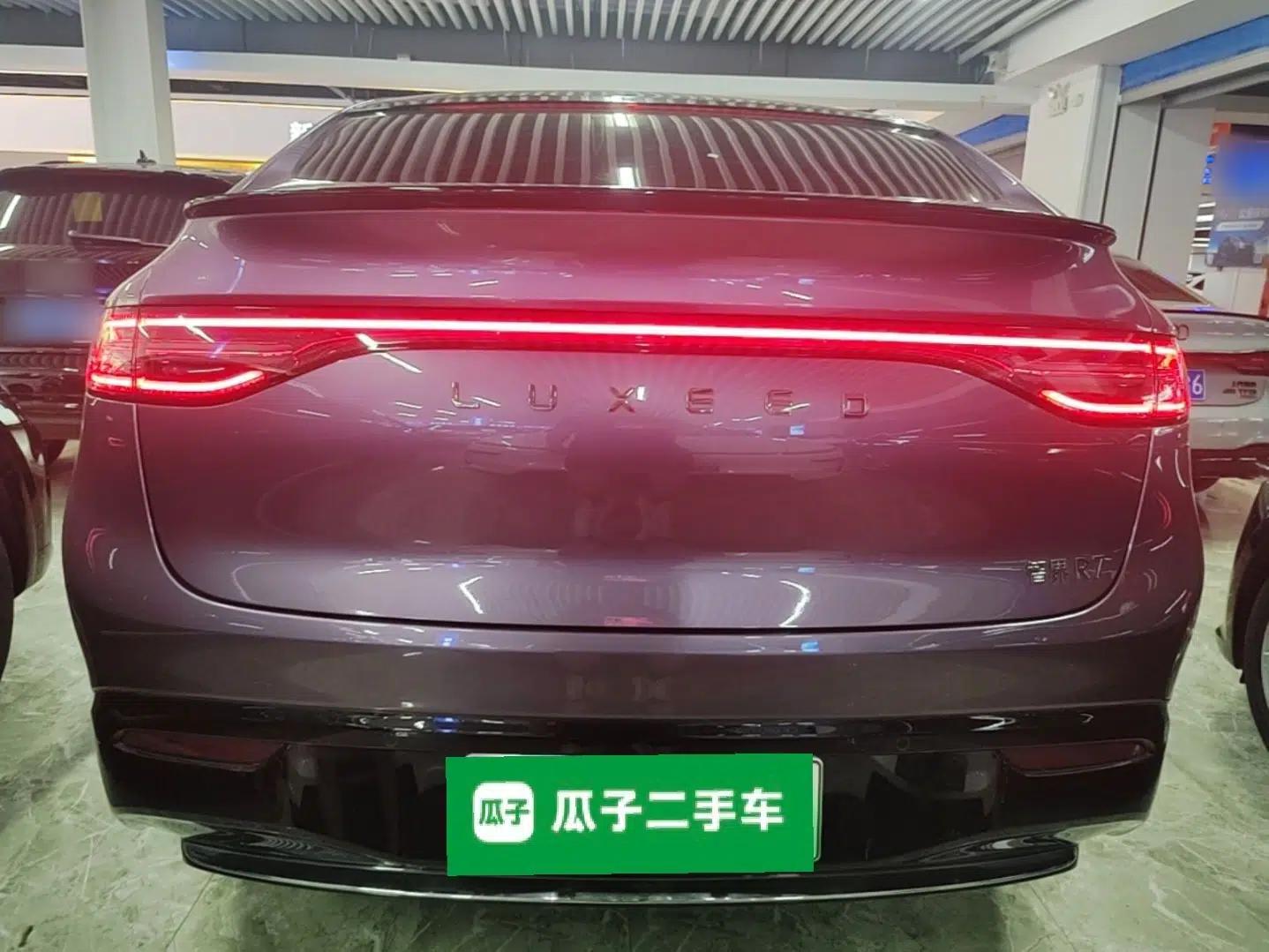 Hima Luxeed R7 2024 Pure Electric 667km Pro — миниатюра 5