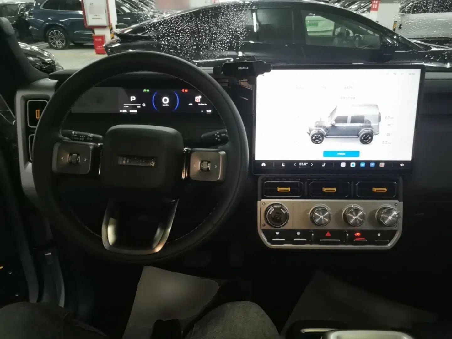 iCAR V23 2026 Model 401 Two-Wheel Drive Super Sports Edition — миниатюра 13