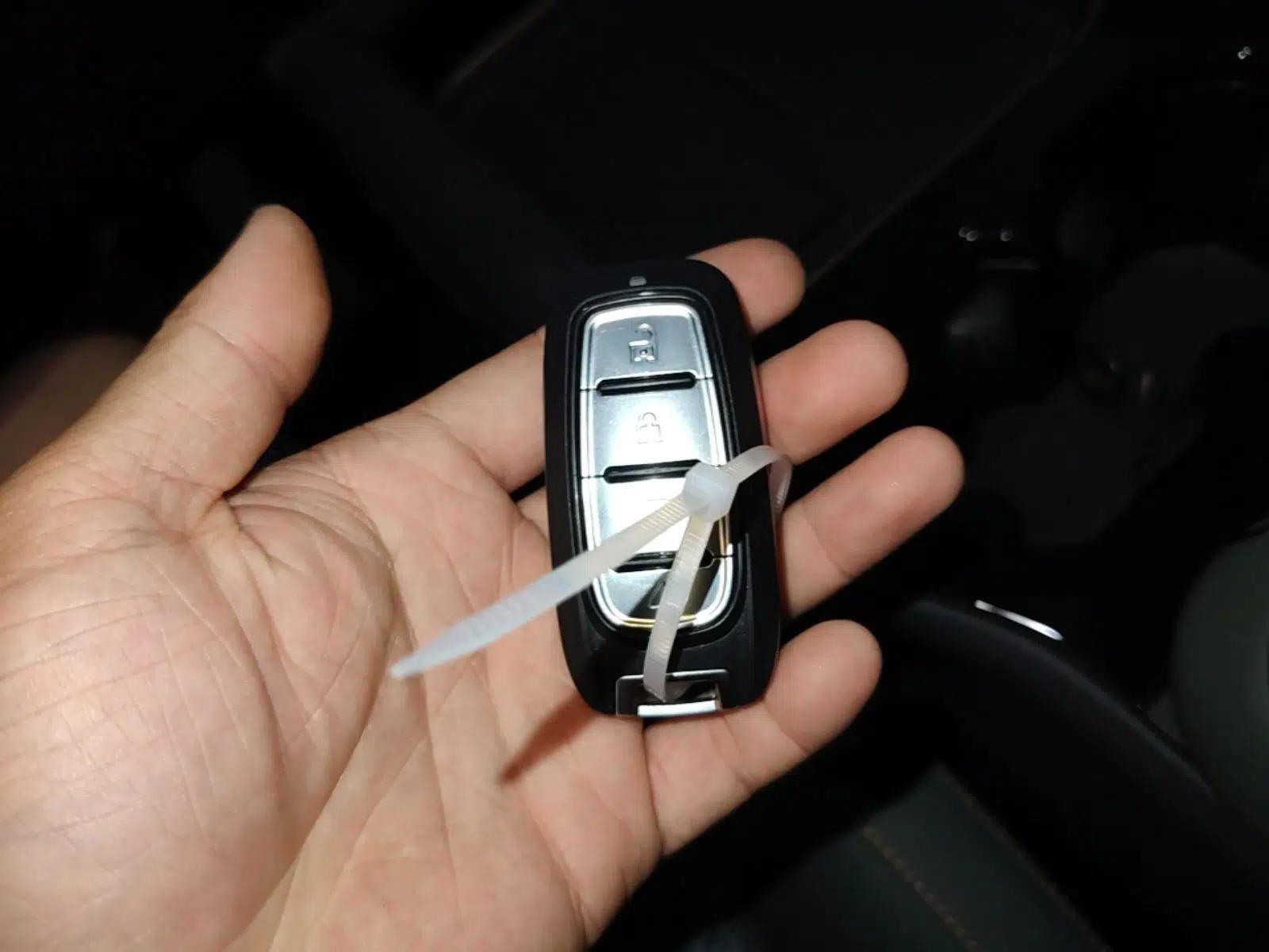iCAR 03 2024 401km Range Two-Wheel Drive Standard Yuechao Version — миниатюра 12