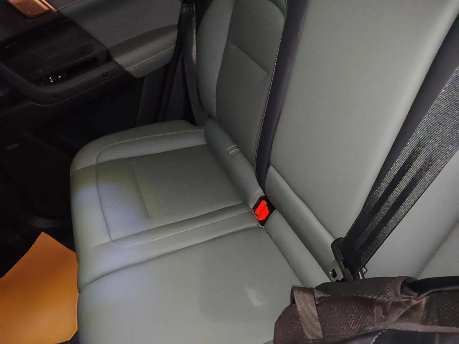 iCAR 03 2024 401km Range Two-Wheel Drive Standard Yuechao Version — миниатюра 20
