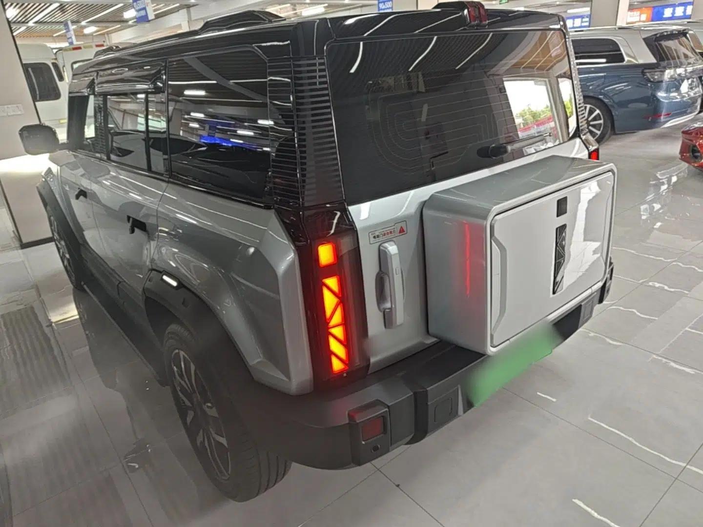 iCAR 03 2024 472km Four-Wheel Drive Long-Range Version — миниатюра 4