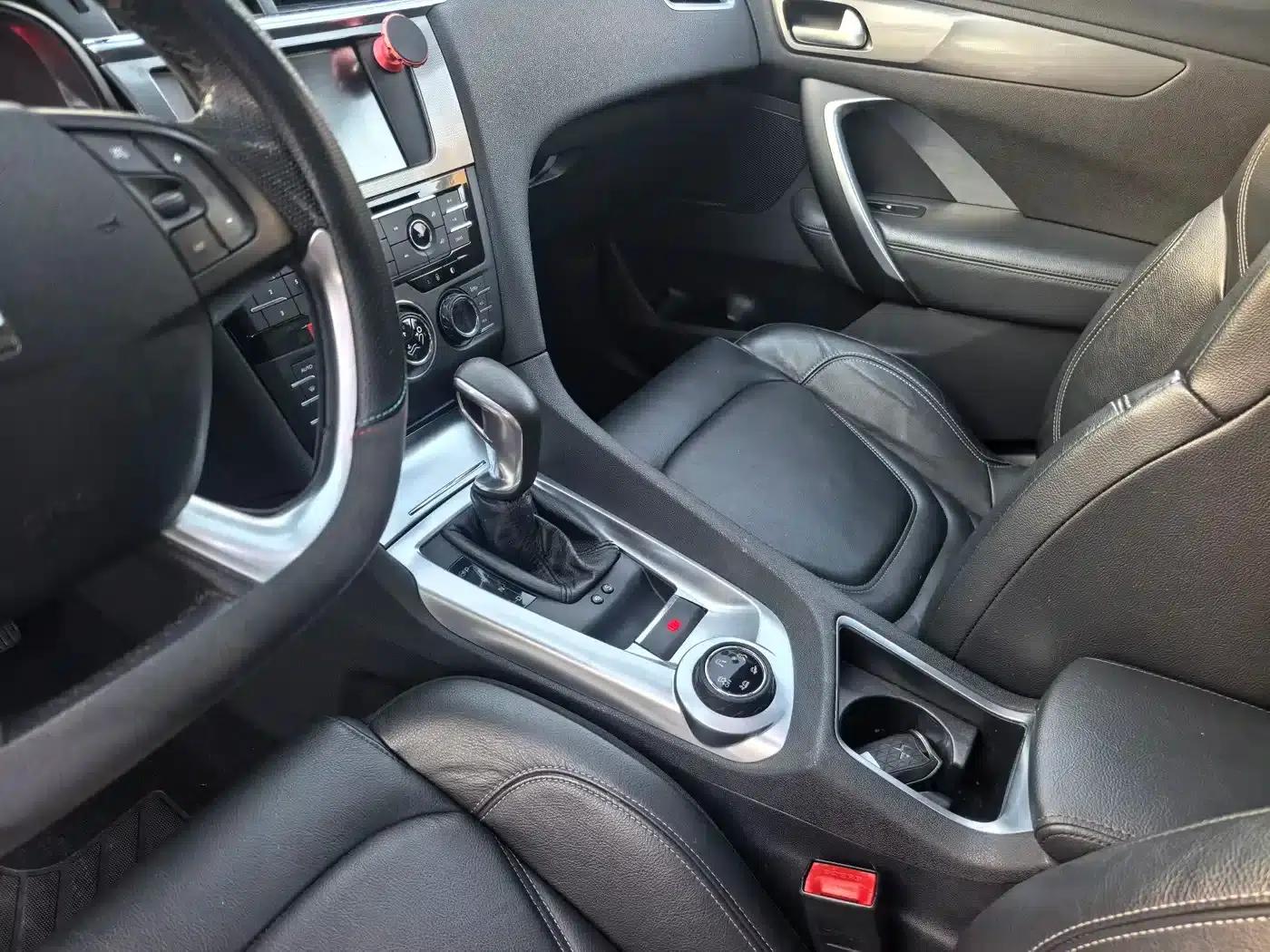 DS 6 2016 1.6T Luxury Edition THP160 — миниатюра 14
