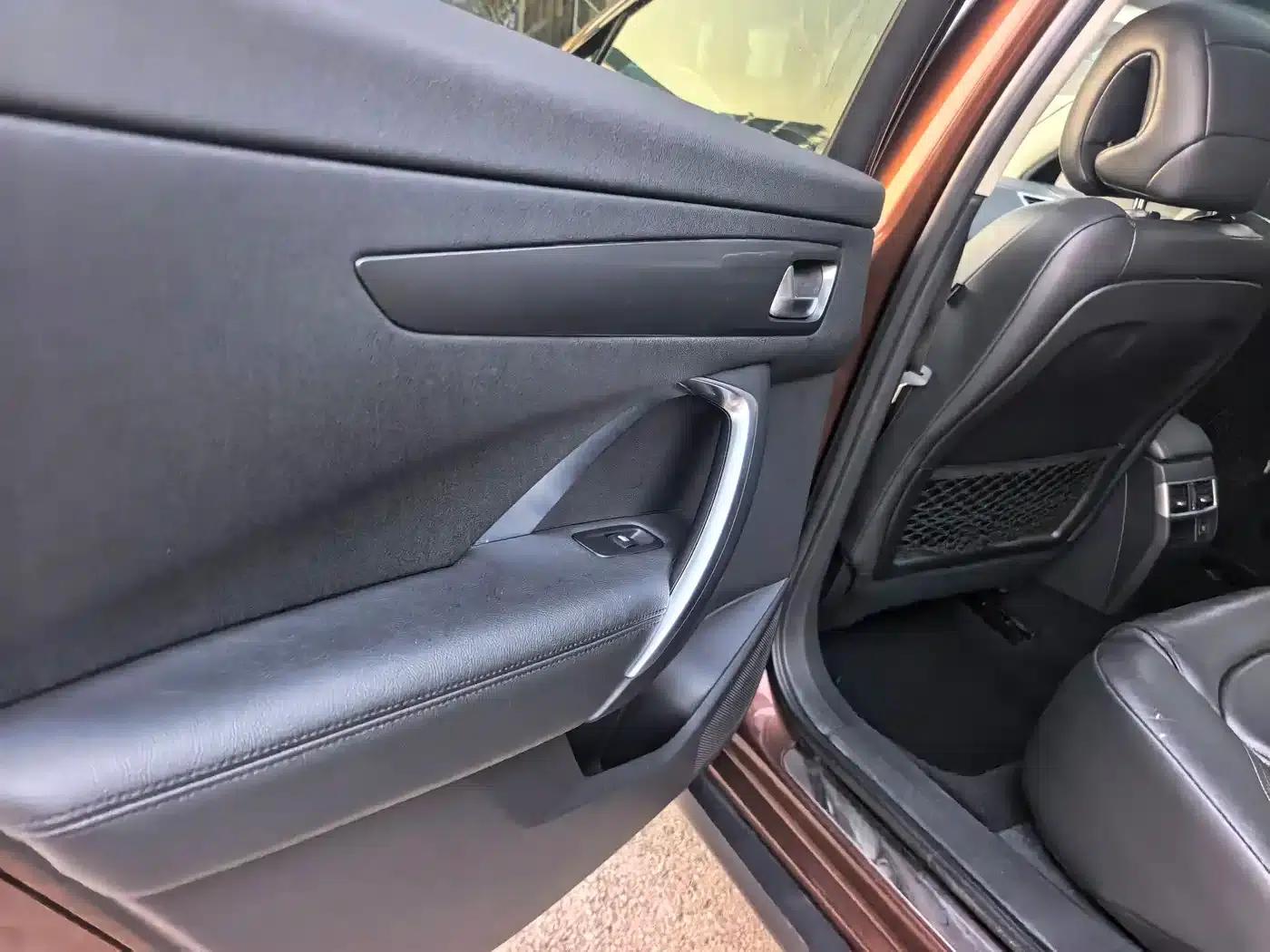 DS 6 2016 1.6T Luxury Edition THP160 — миниатюра 18
