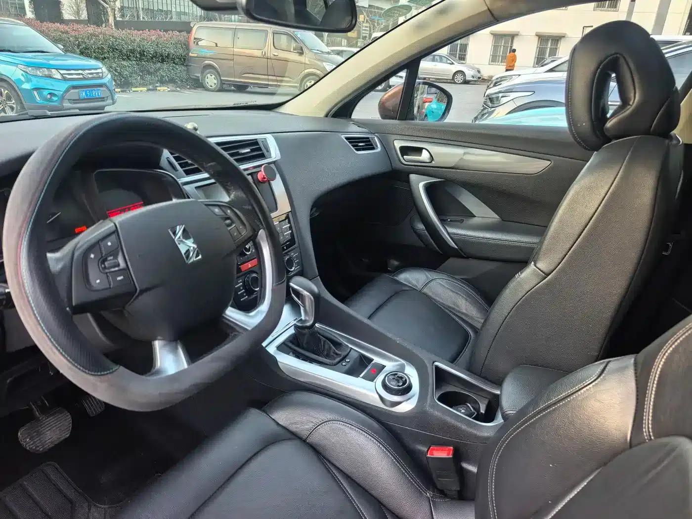 DS 6 2016 1.6T Luxury Edition THP160 — миниатюра 10