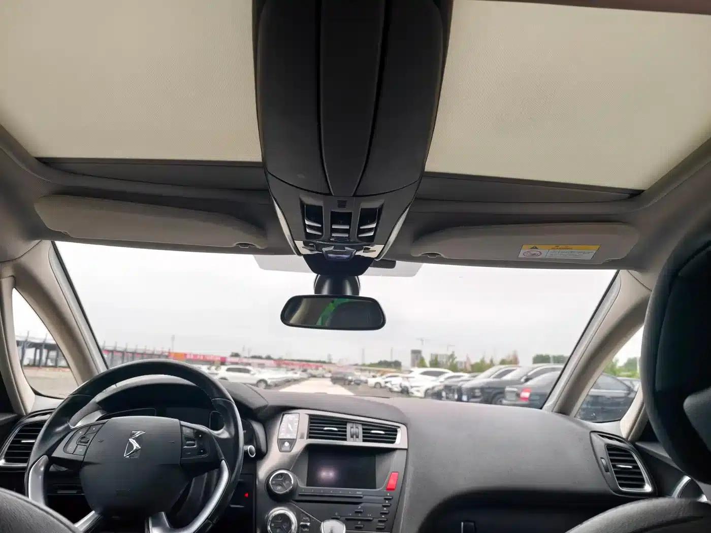 DS 5 2014 1.6T Luxury Edition THP160 — миниатюра 13