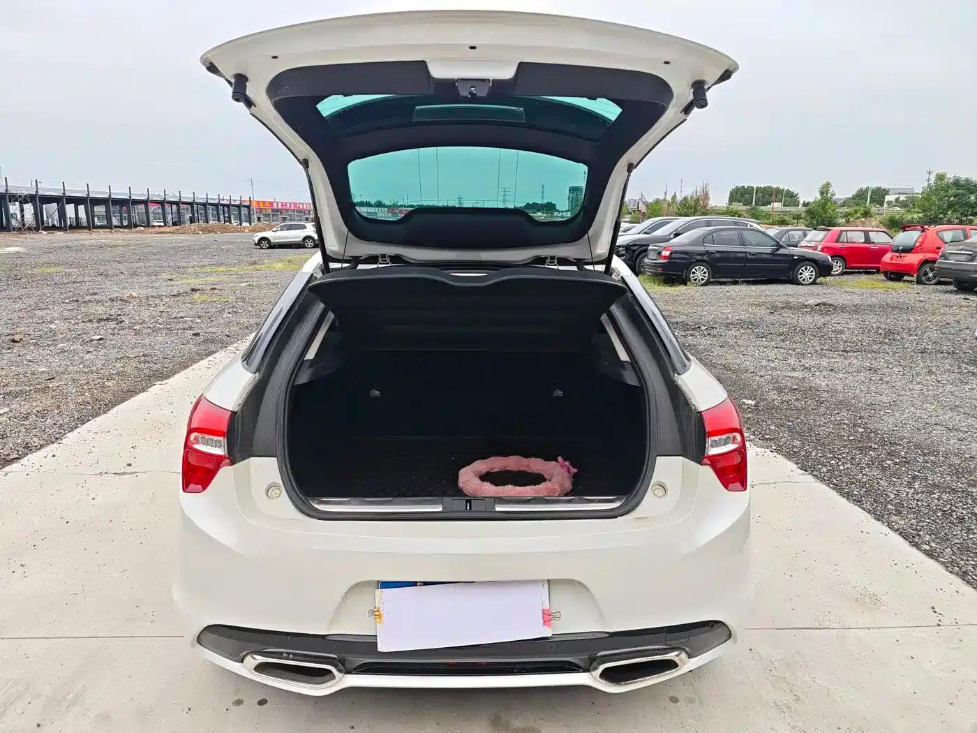 DS 5 2014 1.6T Luxury Edition THP160 — миниатюра 9