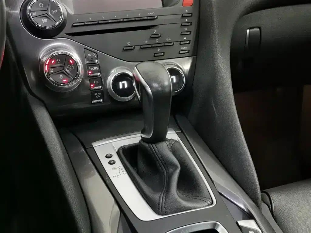 DS 5 2015 1.6T Luxury Edition THP160 — миниатюра 13