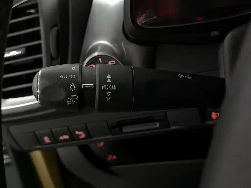 DS 5 2015 1.6T Luxury Edition THP160 — миниатюра 21