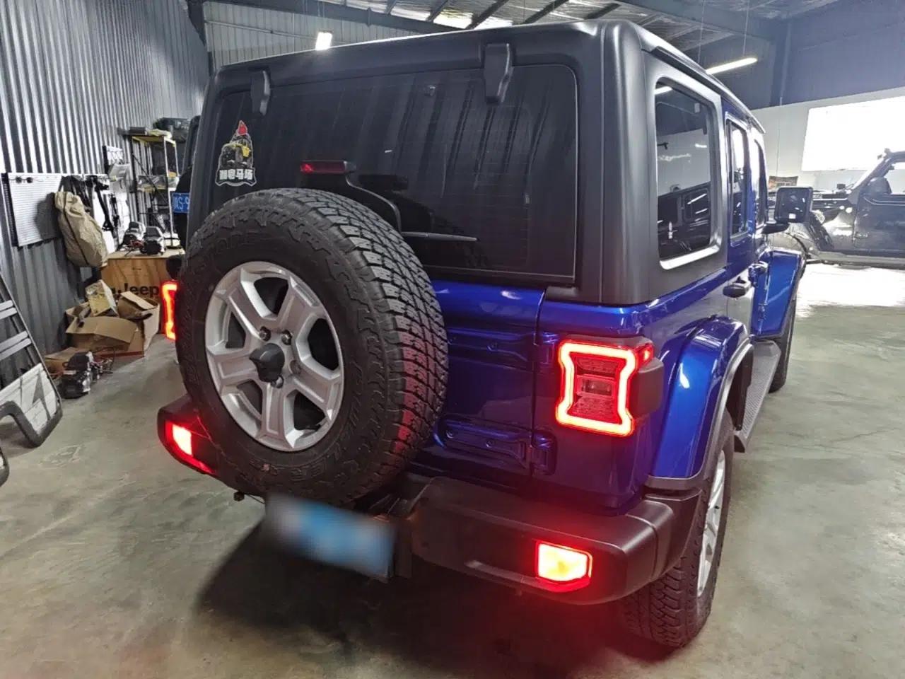 Jeep Wrangler 2019 2.0T Sahara Four-Door Version China VI Emission Standard — миниатюра 6