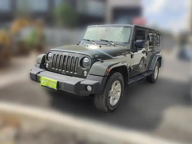 Jeep Wrangler 2014 2.8TD Sahara Four-Door Edition