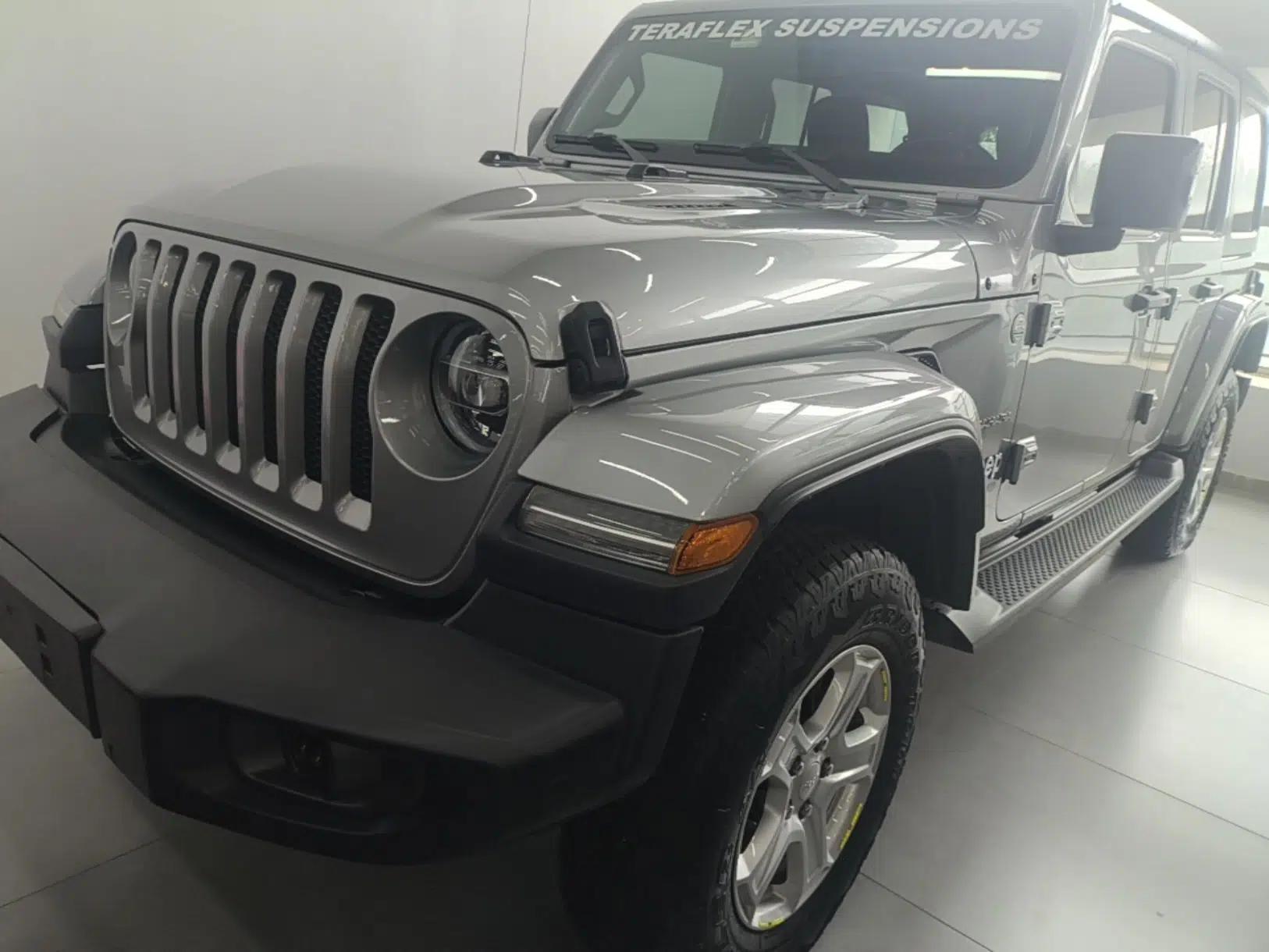 Jeep Wrangler 2019 2.0T Sahara Four-Door Version China VI Emission Standard — миниатюра 1